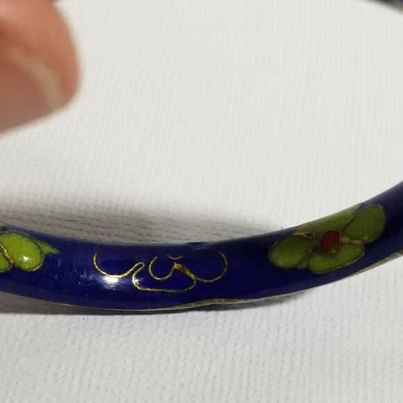 Vintage Cloisonne enamel bangle bracelet two and one half in - Picture 9 of 16